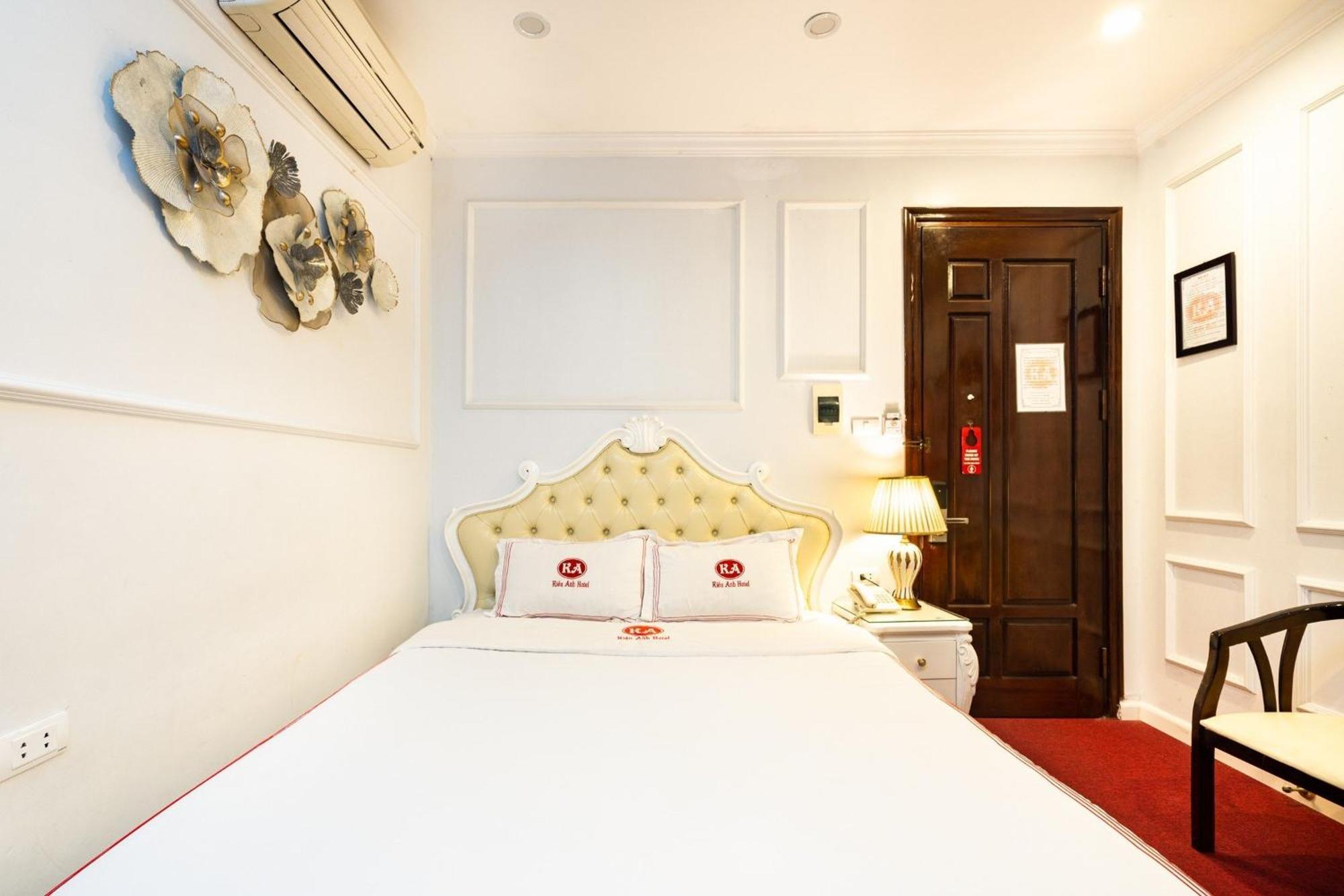 Kieu Anh Hotel - 81 Trung Kinh - By Bay Luxury 하노이 외부 사진