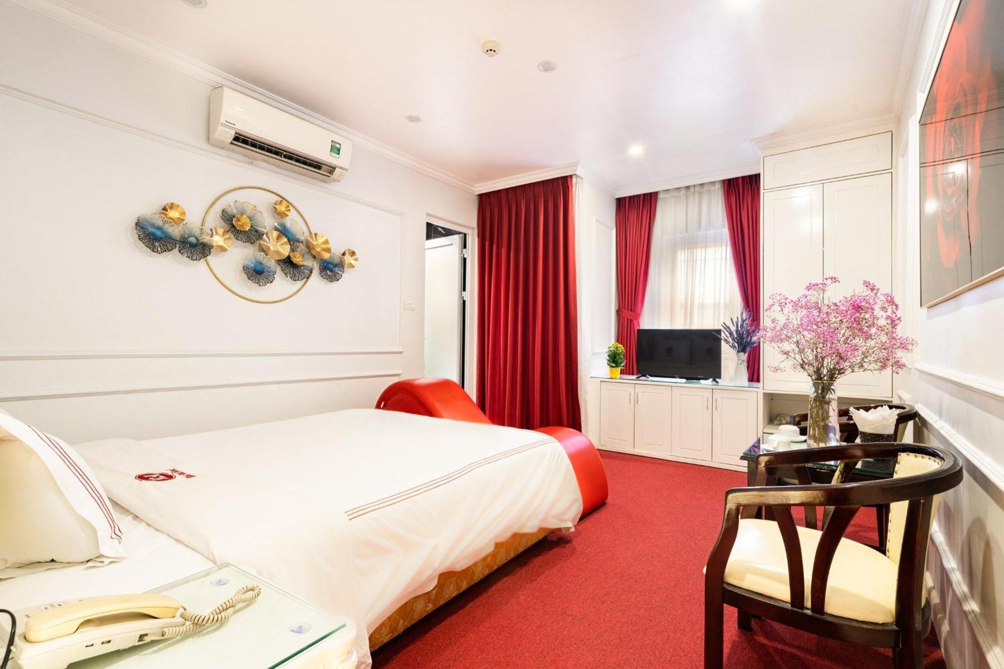 Kieu Anh Hotel - 81 Trung Kinh - By Bay Luxury 하노이 외부 사진